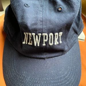 Brandy Melville Newport hat